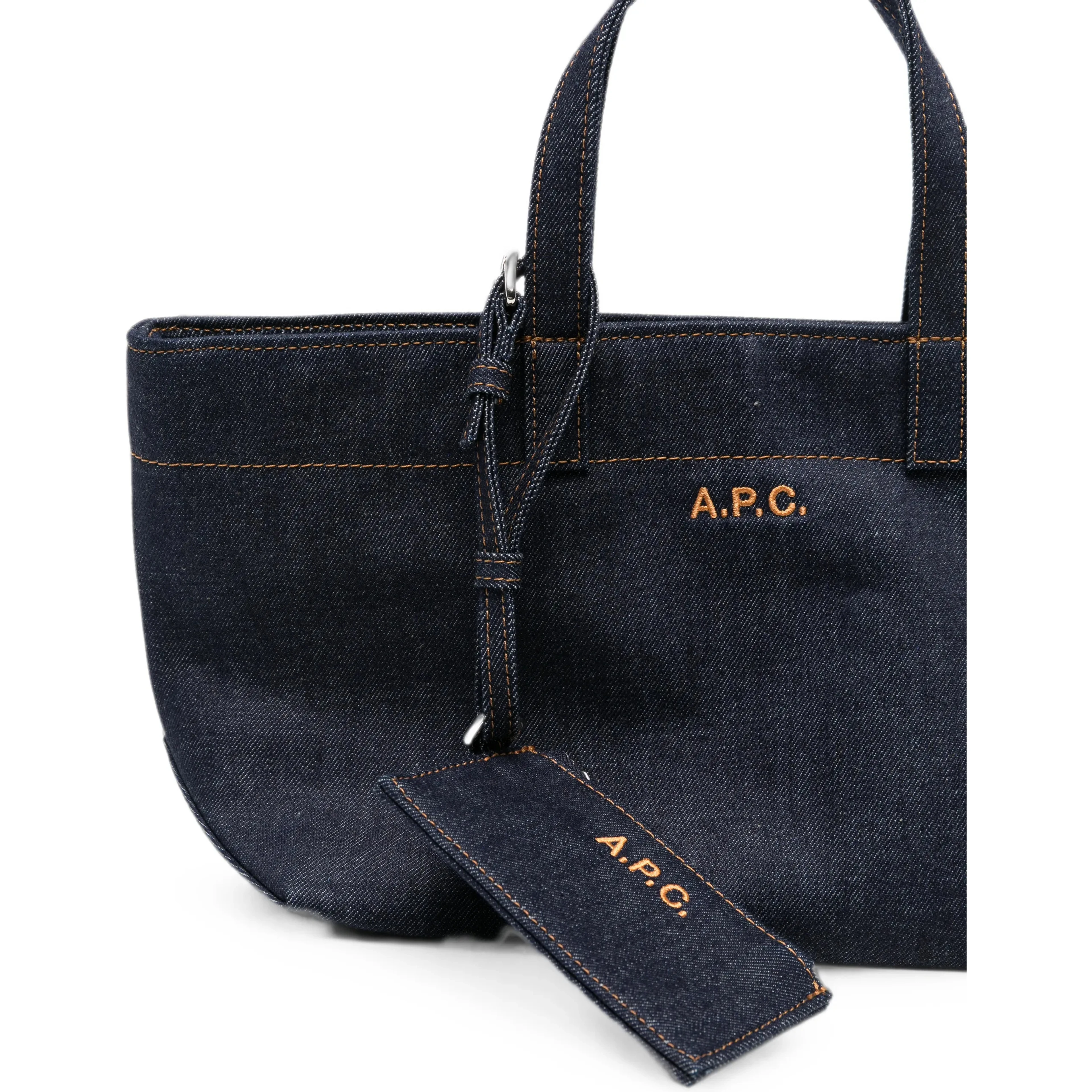 أكياس APC