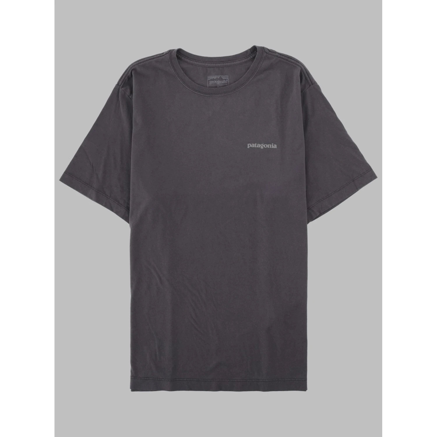 T-SHIRT "P-6" CON STAMPA LOGO