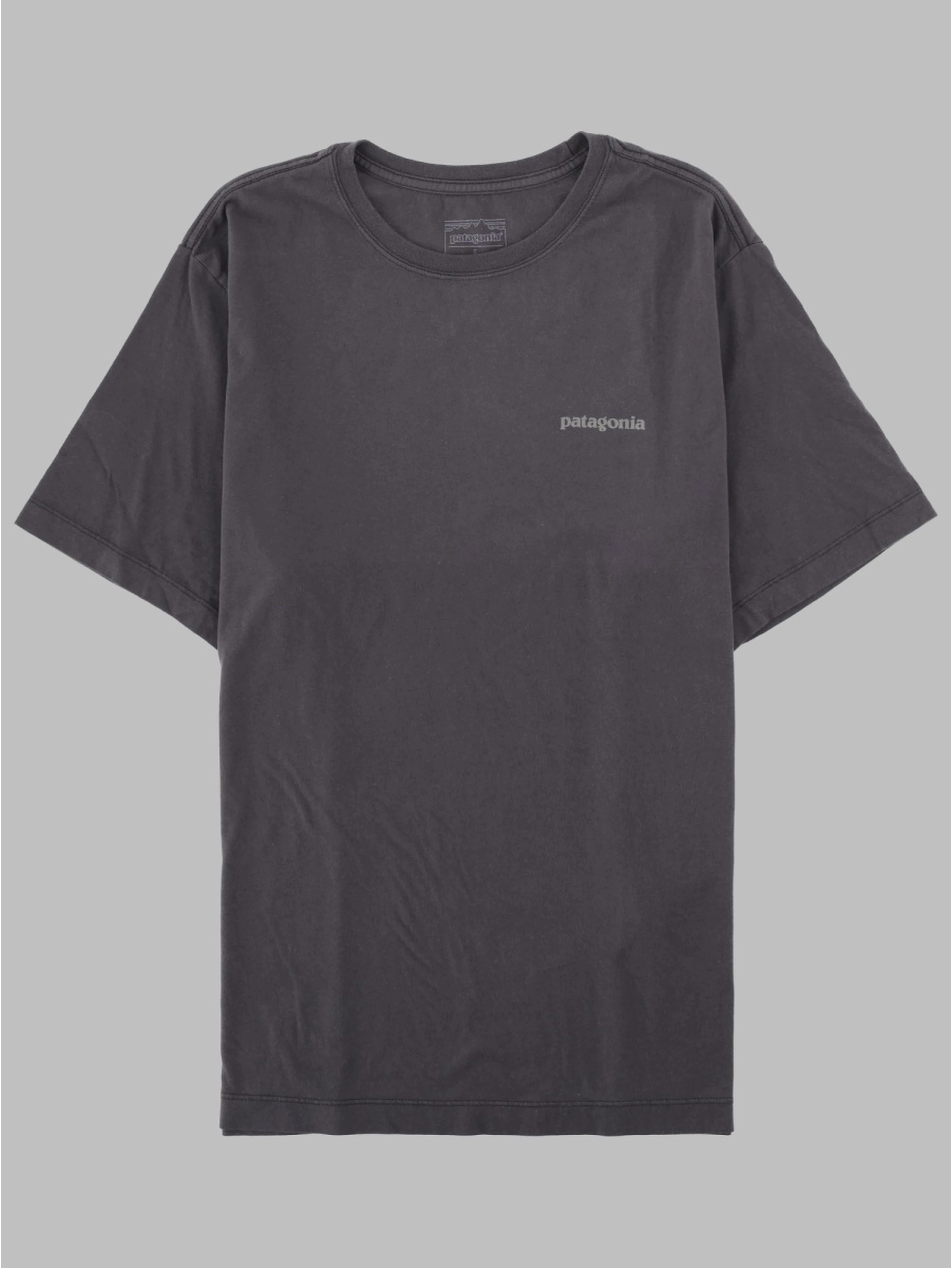 T-SHIRT "P-6" CON STAMPA LOGO