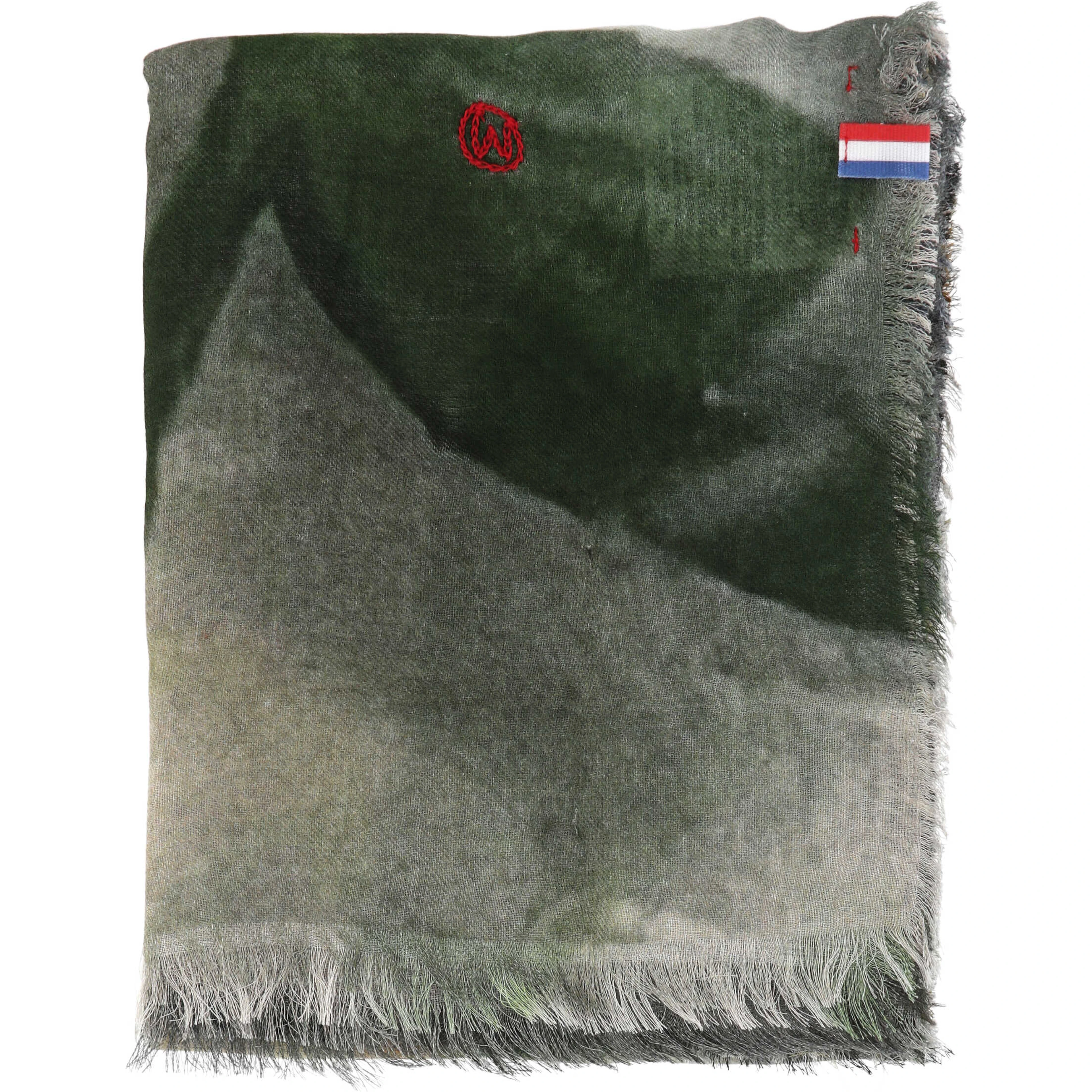 TALKING WALLS Scarfs