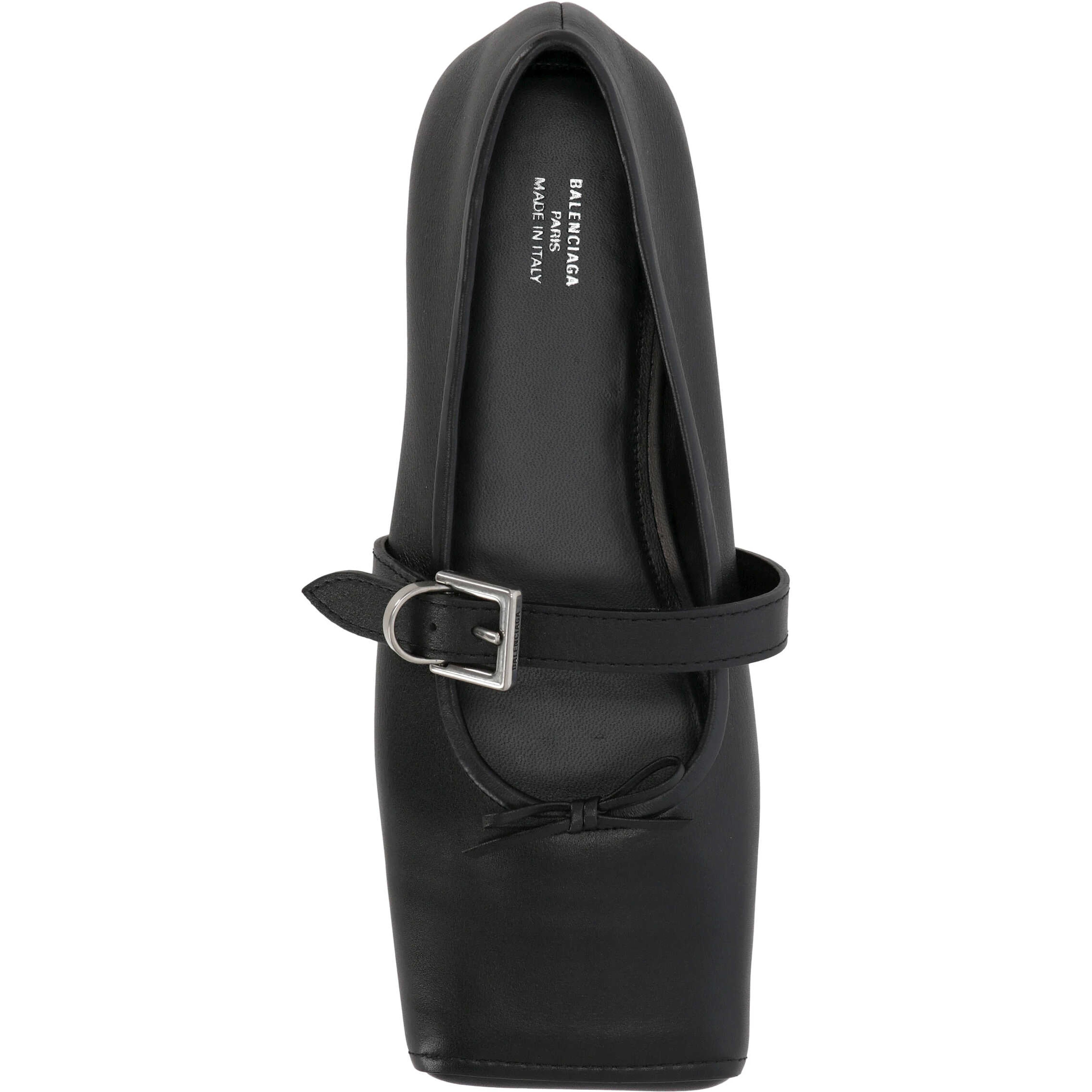 Balenciaga Flat shoes Black