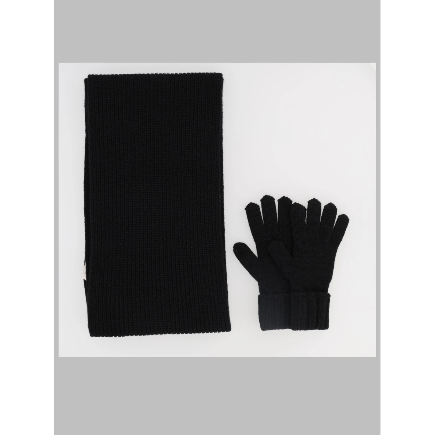 set sciarpa e guanto tricot