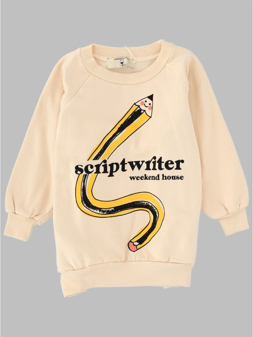 scripwriter sweatshirt
with pockets