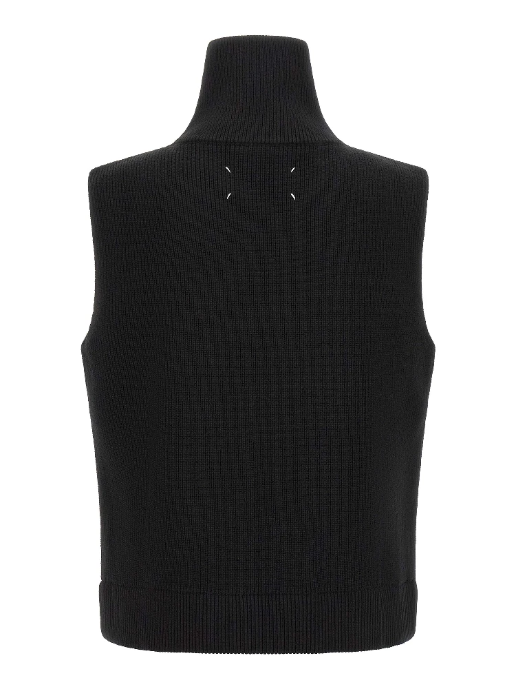 Black Wool Sleeveles Sweater alternative