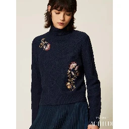 TWINSET roll