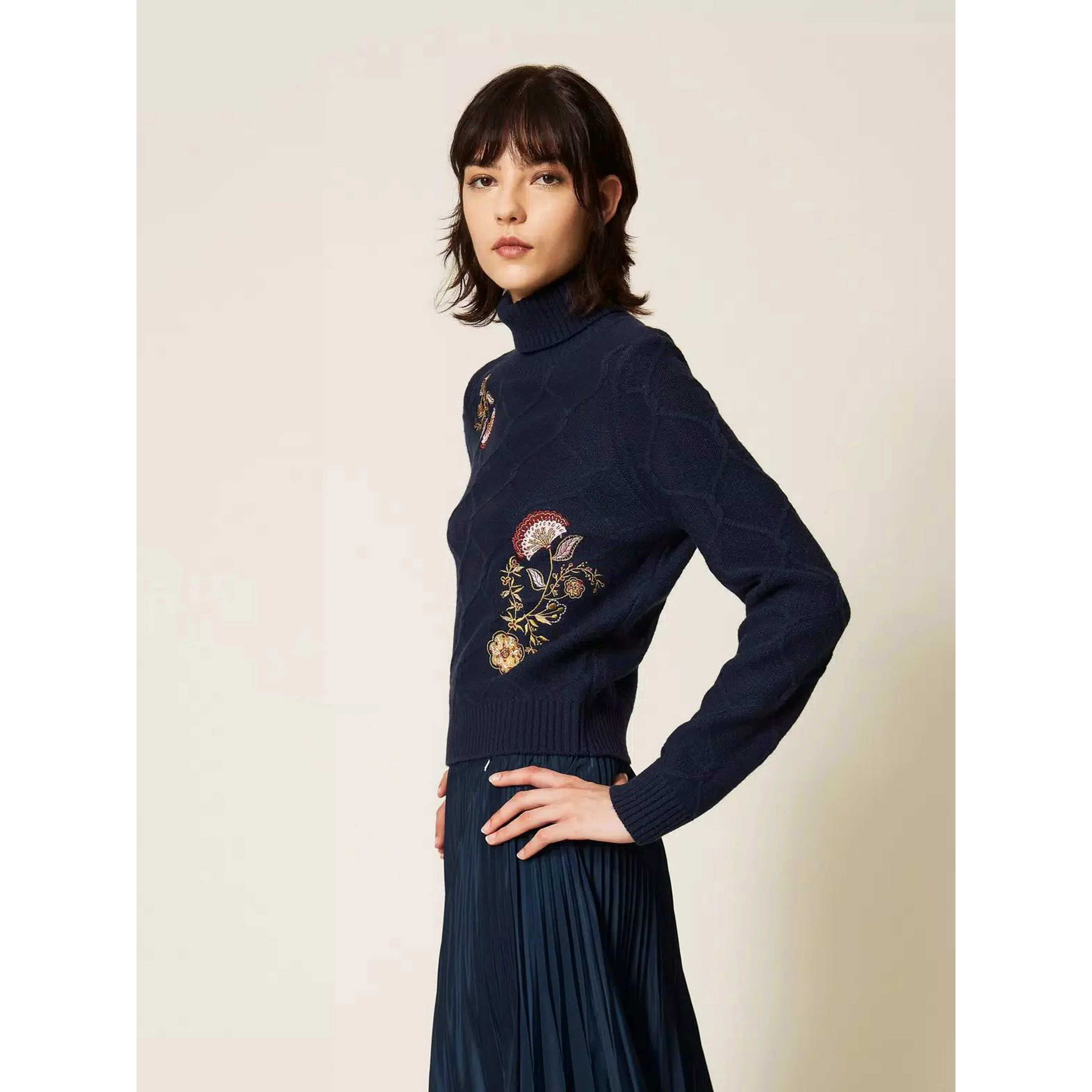 TWINSET roll