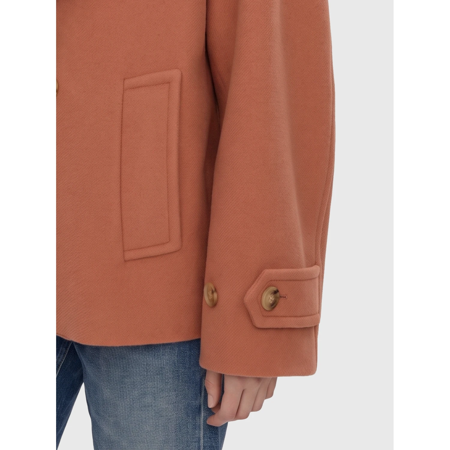Oversized short wool coat