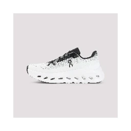 ON Cloudtilt Sneakers