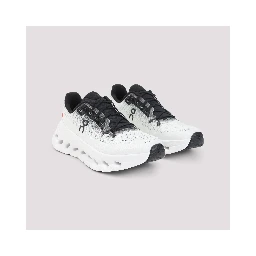 ON Cloudtilt Sneakers