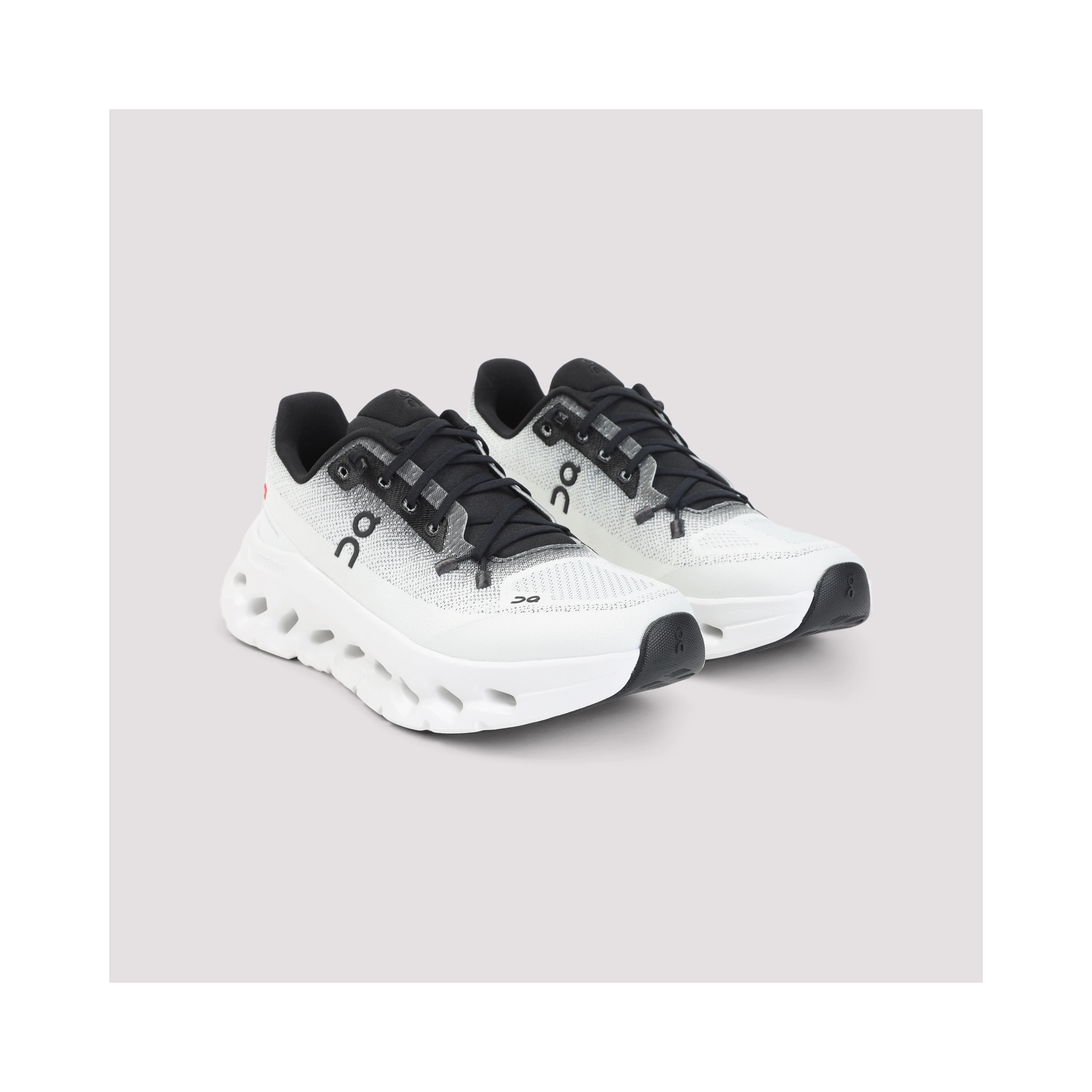 ON Cloudtilt Sneakers