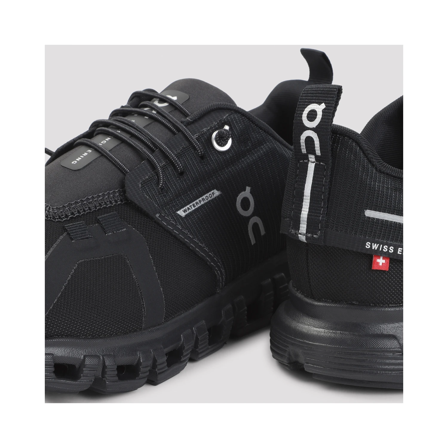 On Cloud 6 Waterprof Sneakers