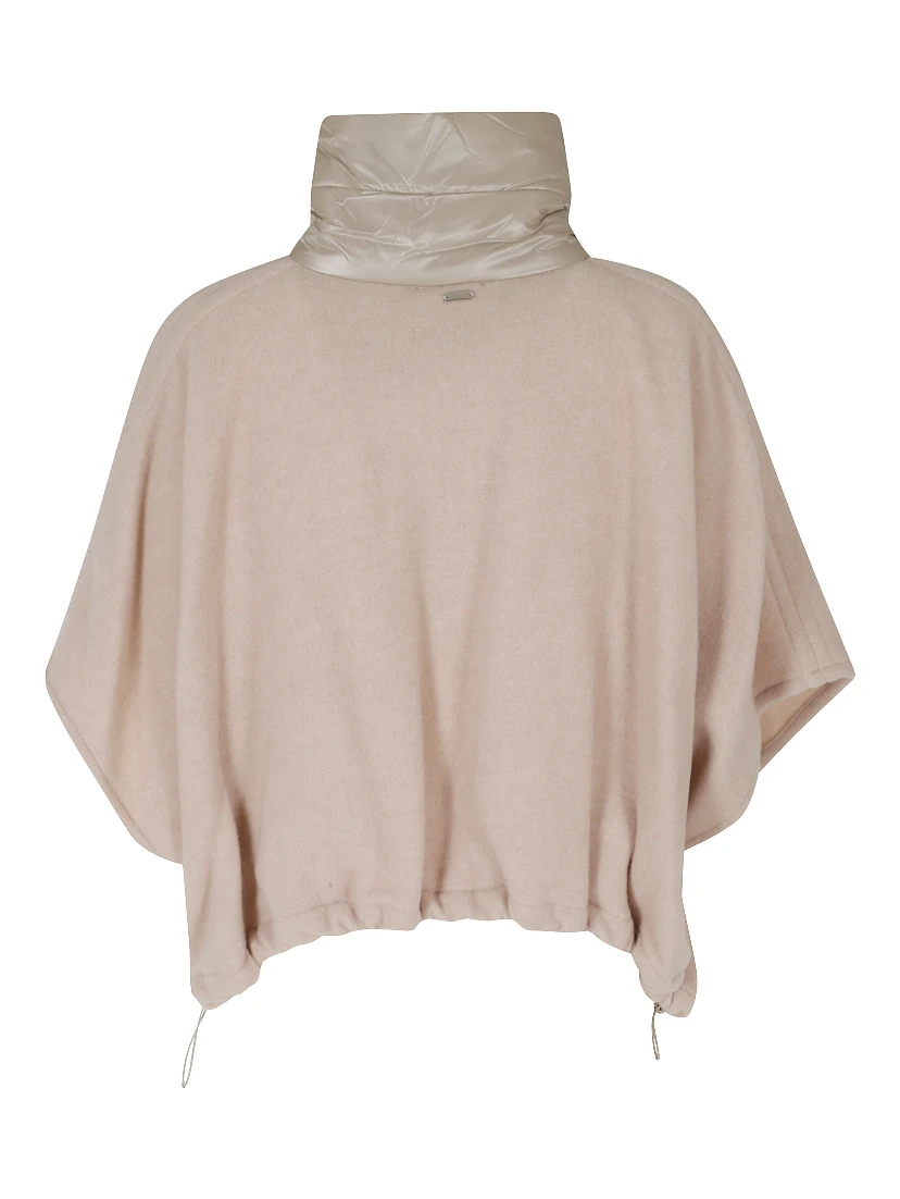 PONCHO CORTO CON DETTAGLI