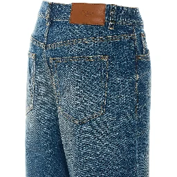 جينز كلوي الأزرق