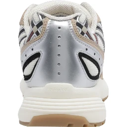 Burberry Sneakers Beige
