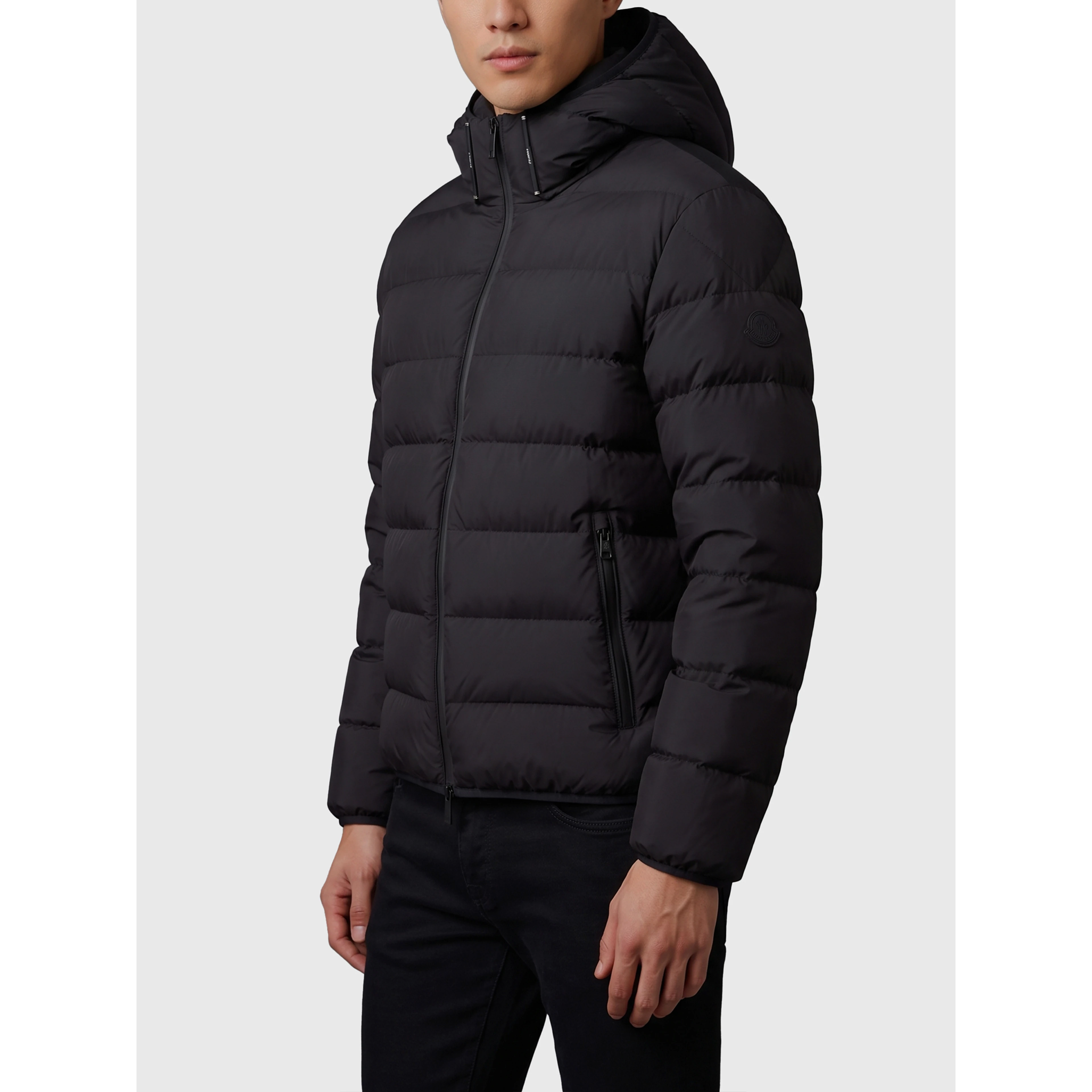 Arajoki short hooded down jacket