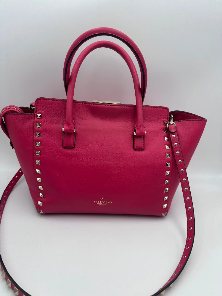 VALENTINO GARAVANI Rockstud Medium Pink Handbag alternative