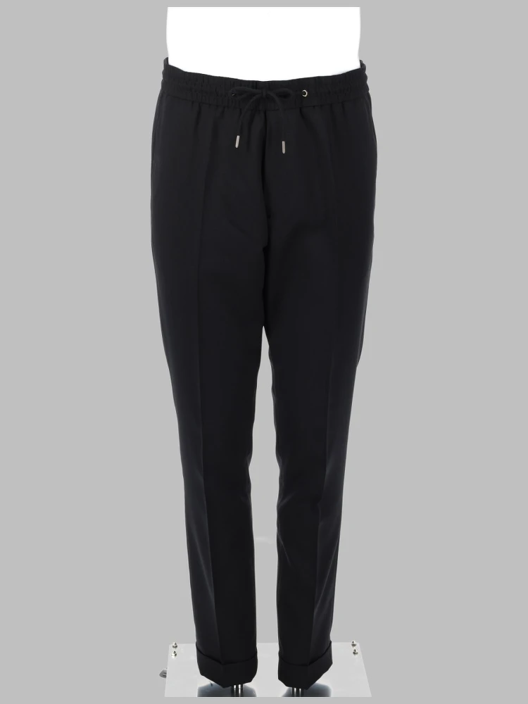PANTALONE "A SUIT TO TRAVEL IN"