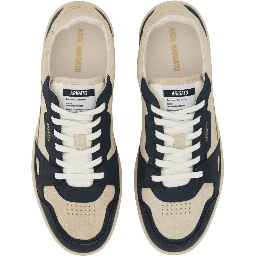 SNEAKER "SAYS IT"