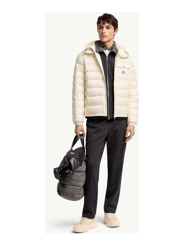 Moncler Coats alternative