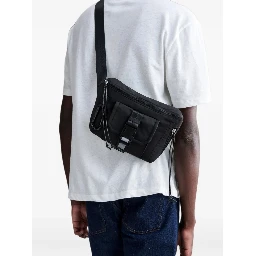 أكياس APC