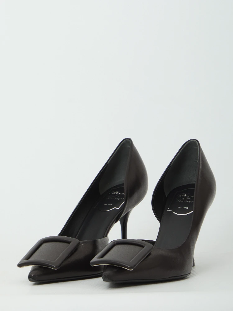 Dorsay Viv pumps in The City leather alternative
