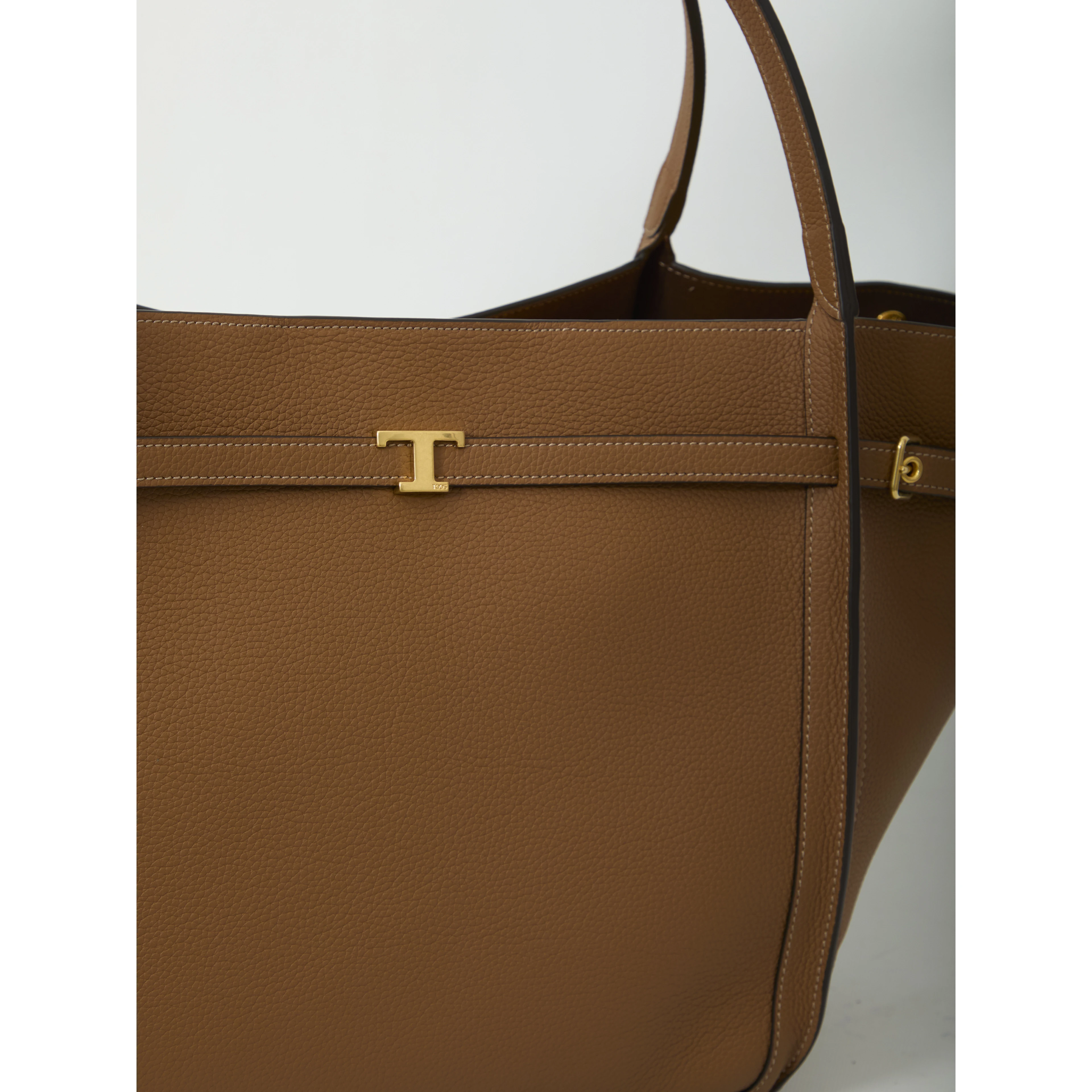 Medium T Signature shopping bag