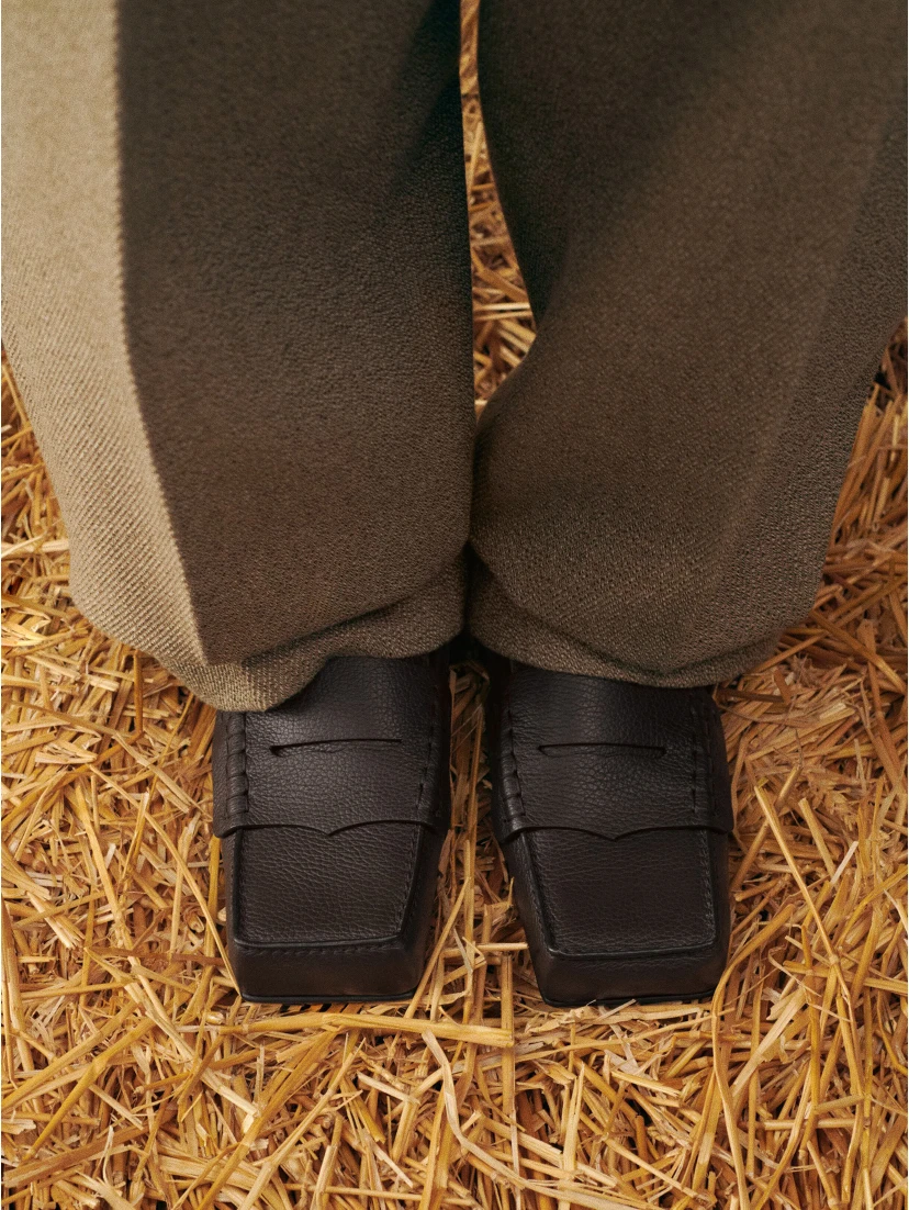 JACQUEMUS moccasins