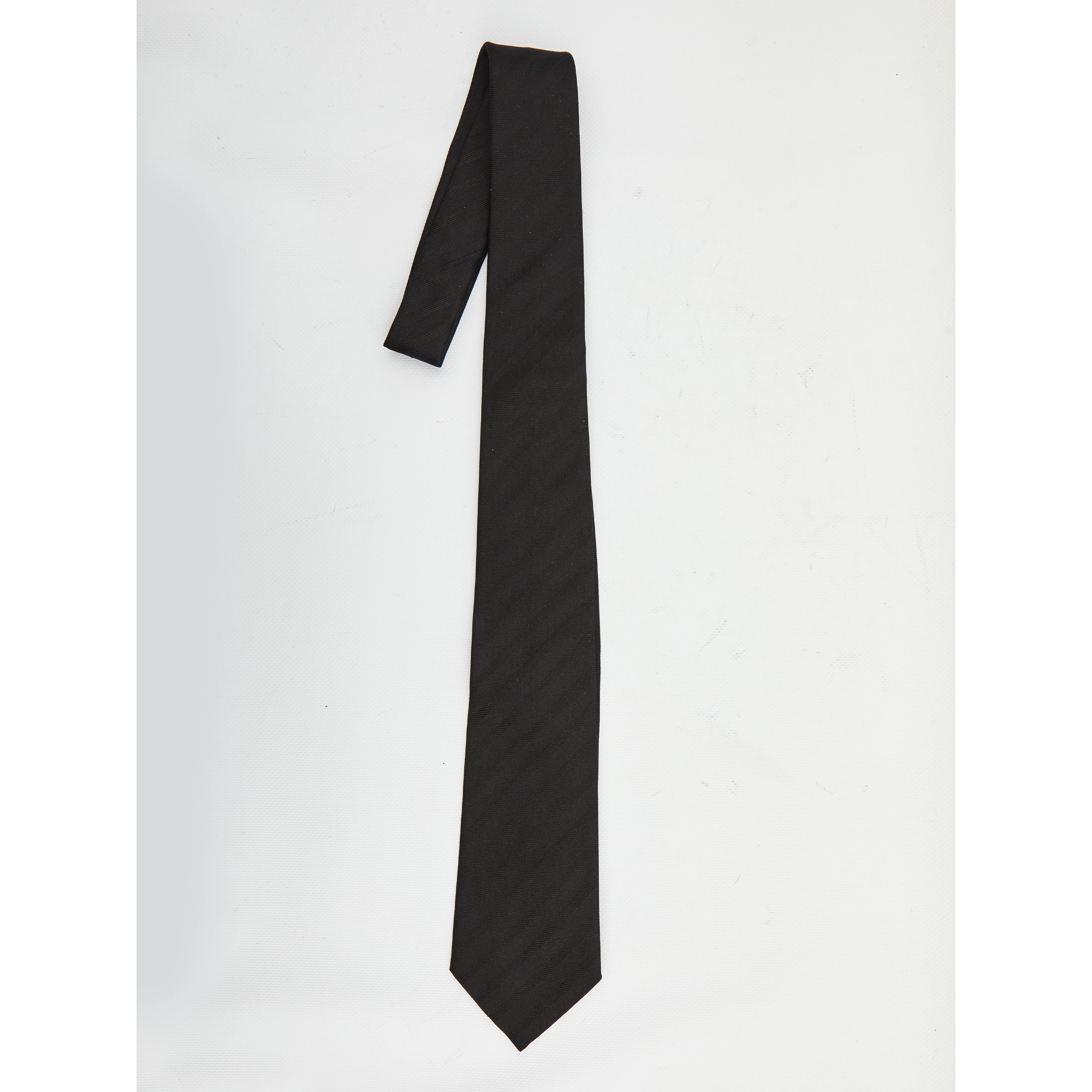 Striped wide tie in silk jacquard