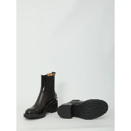 Ankle boot in leather