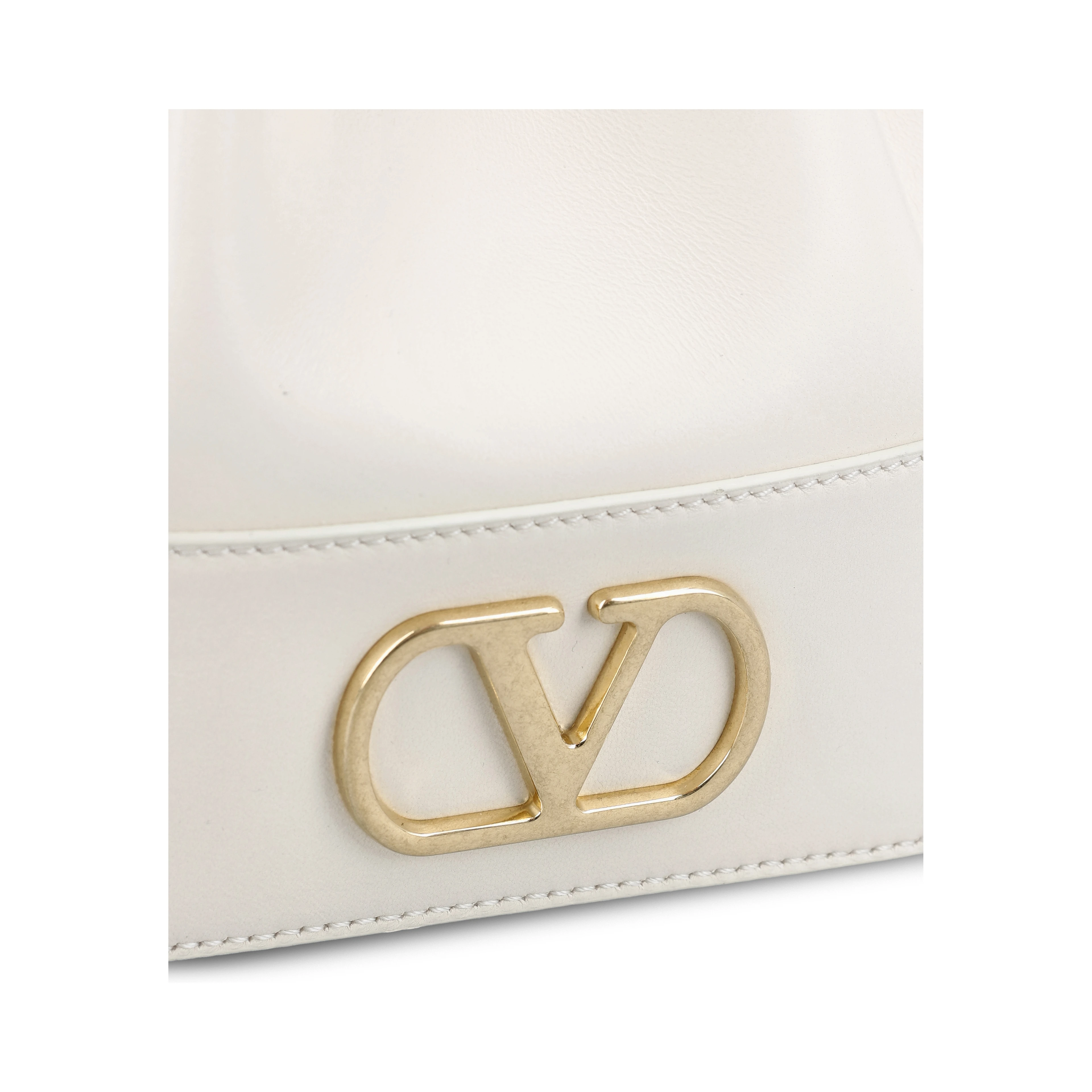 VALENTINO GARAVANI Bags.. White
