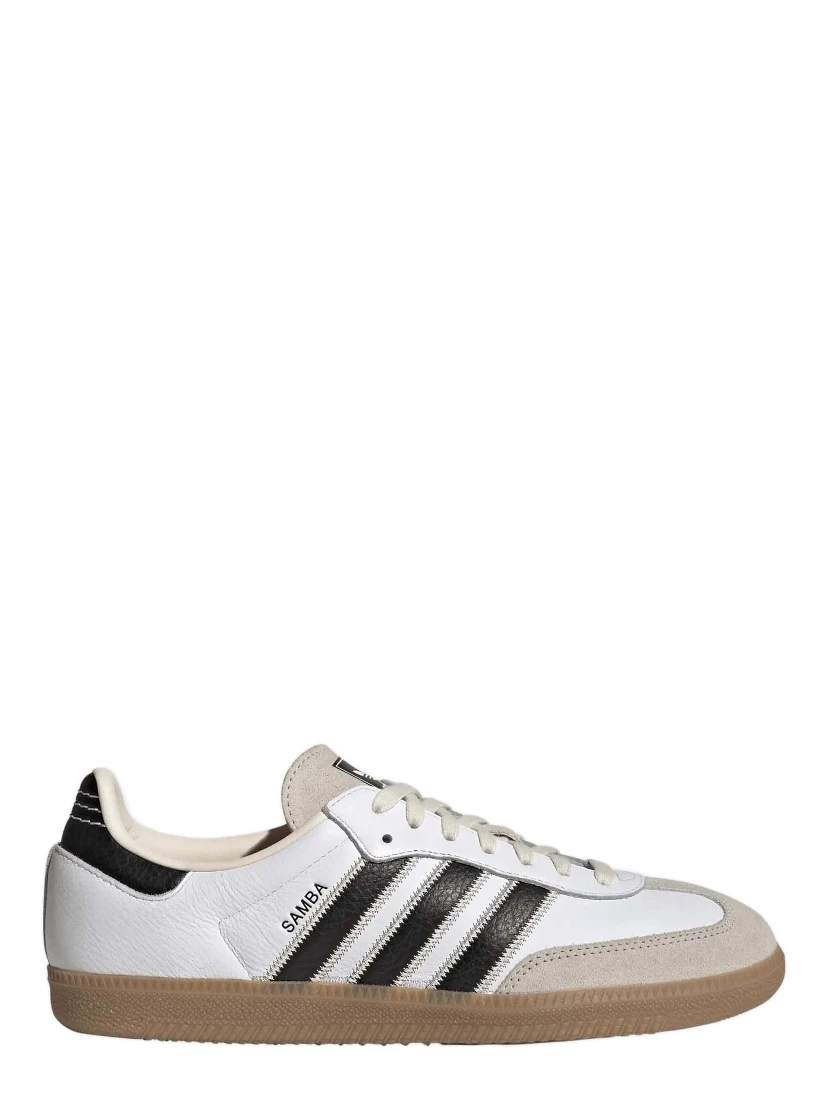 Adidas Sneakers