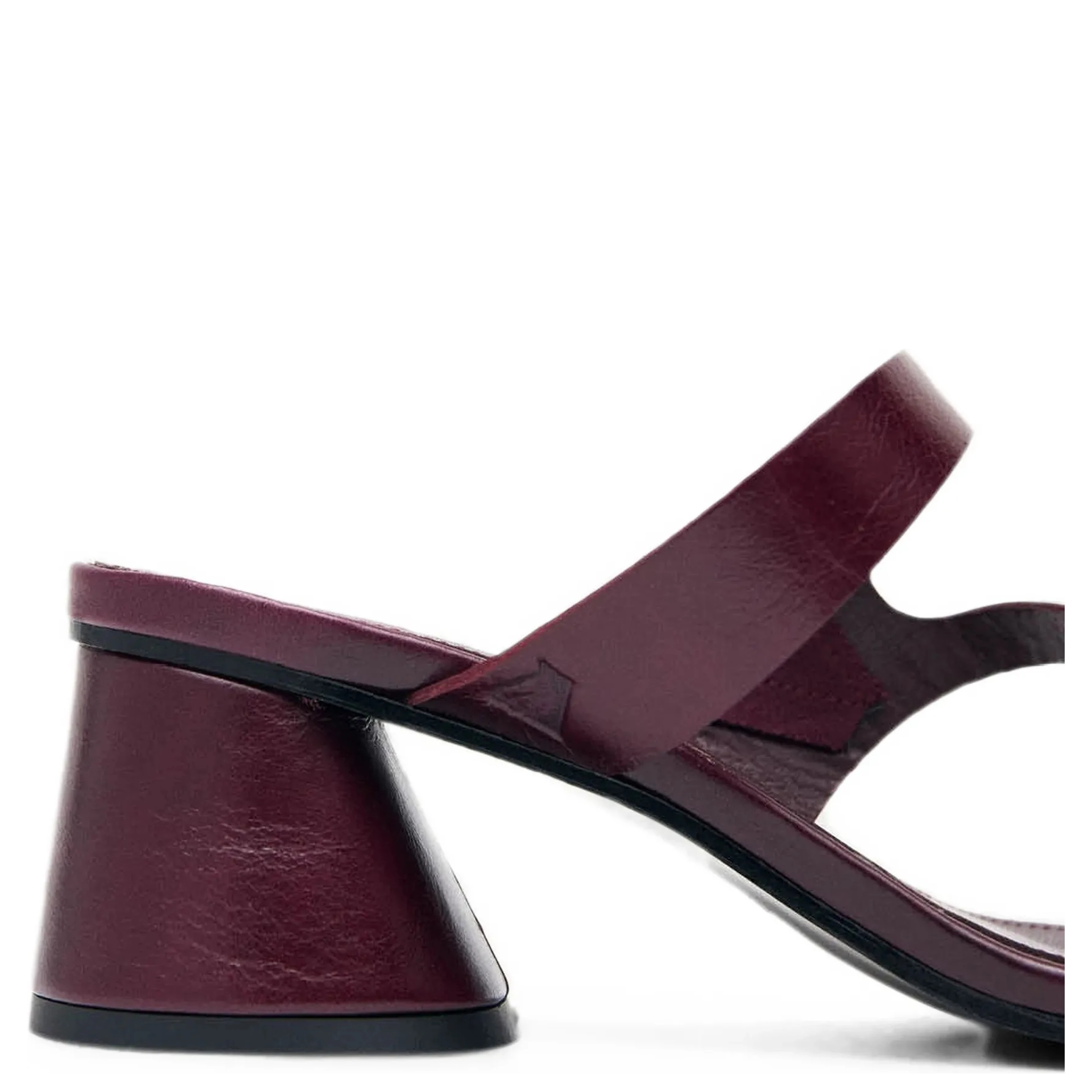 ALOHAS Sandals