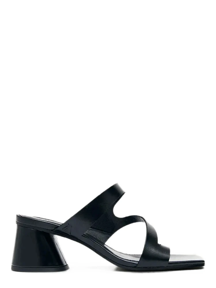 ALOHAS Sandals