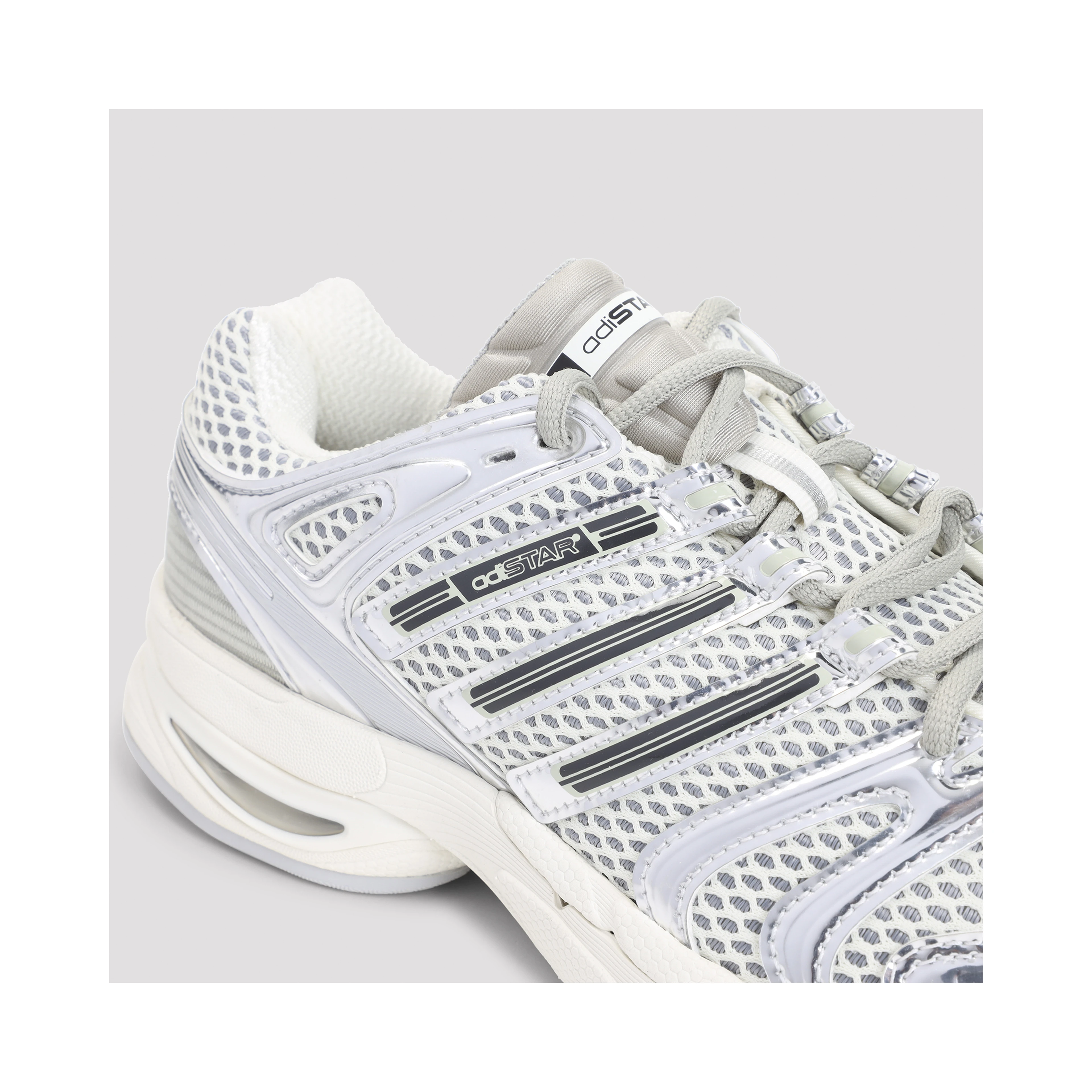 Adidas Adistar Control 5 Sneakers