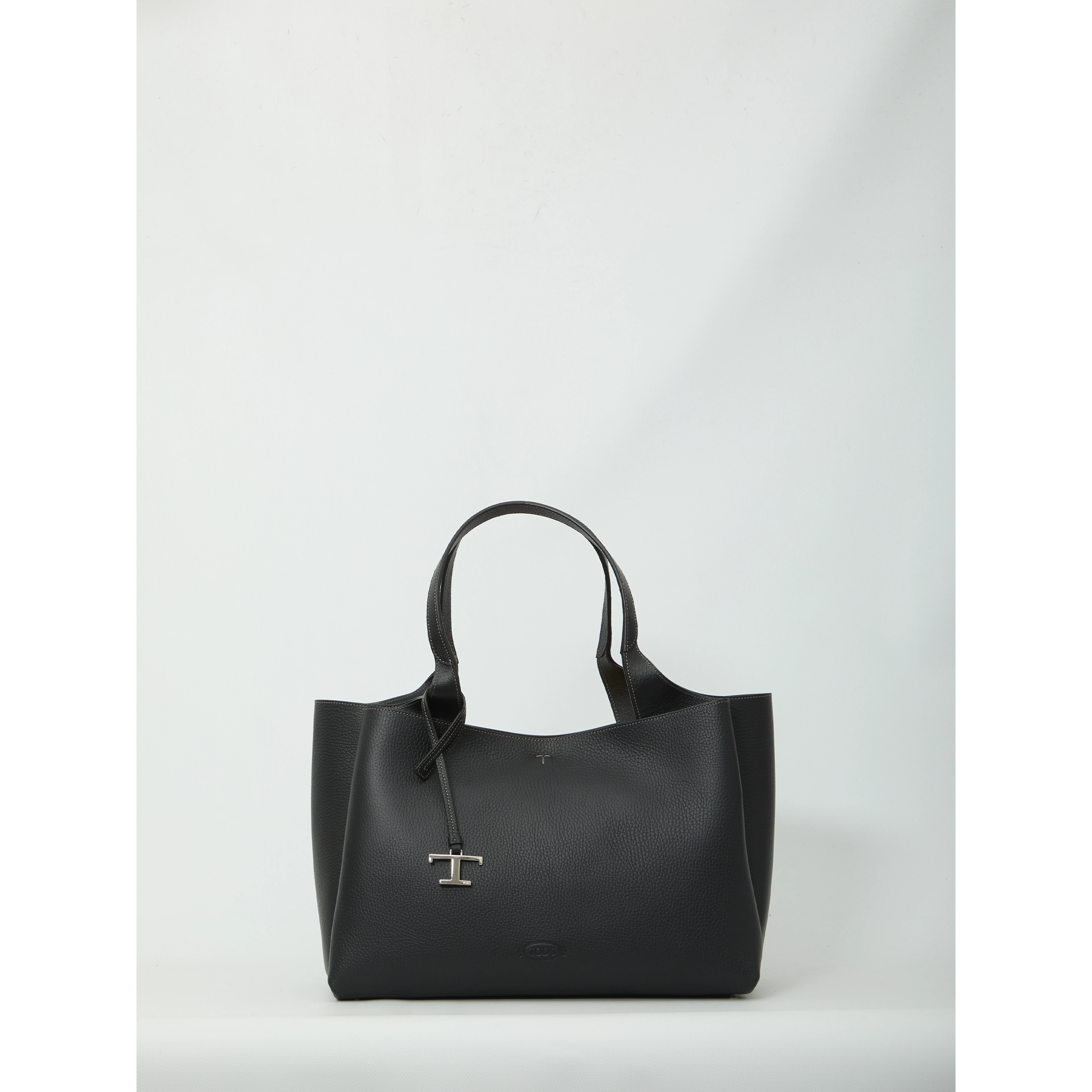 Tod's medium leather bag