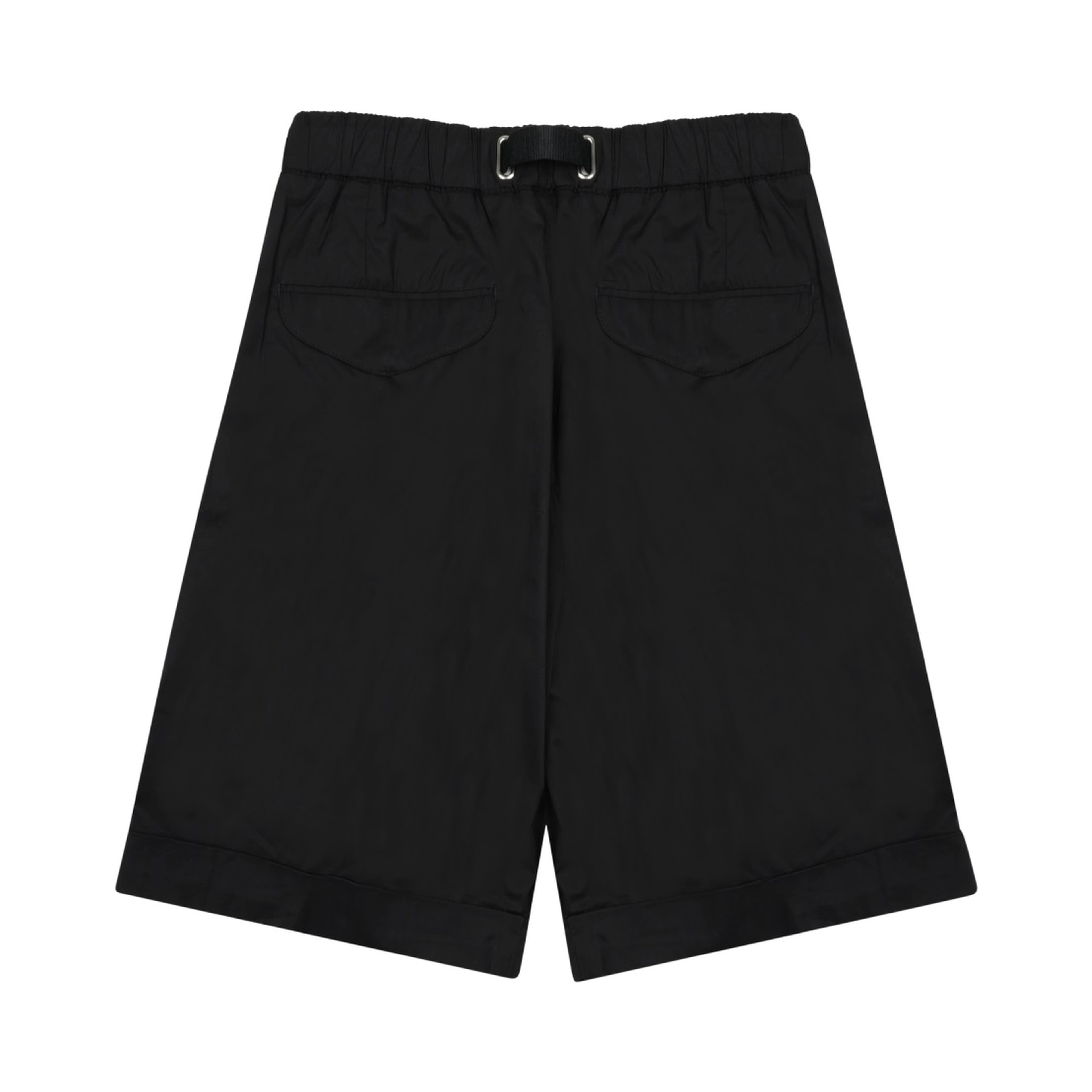 SHORTS CON CINTURA