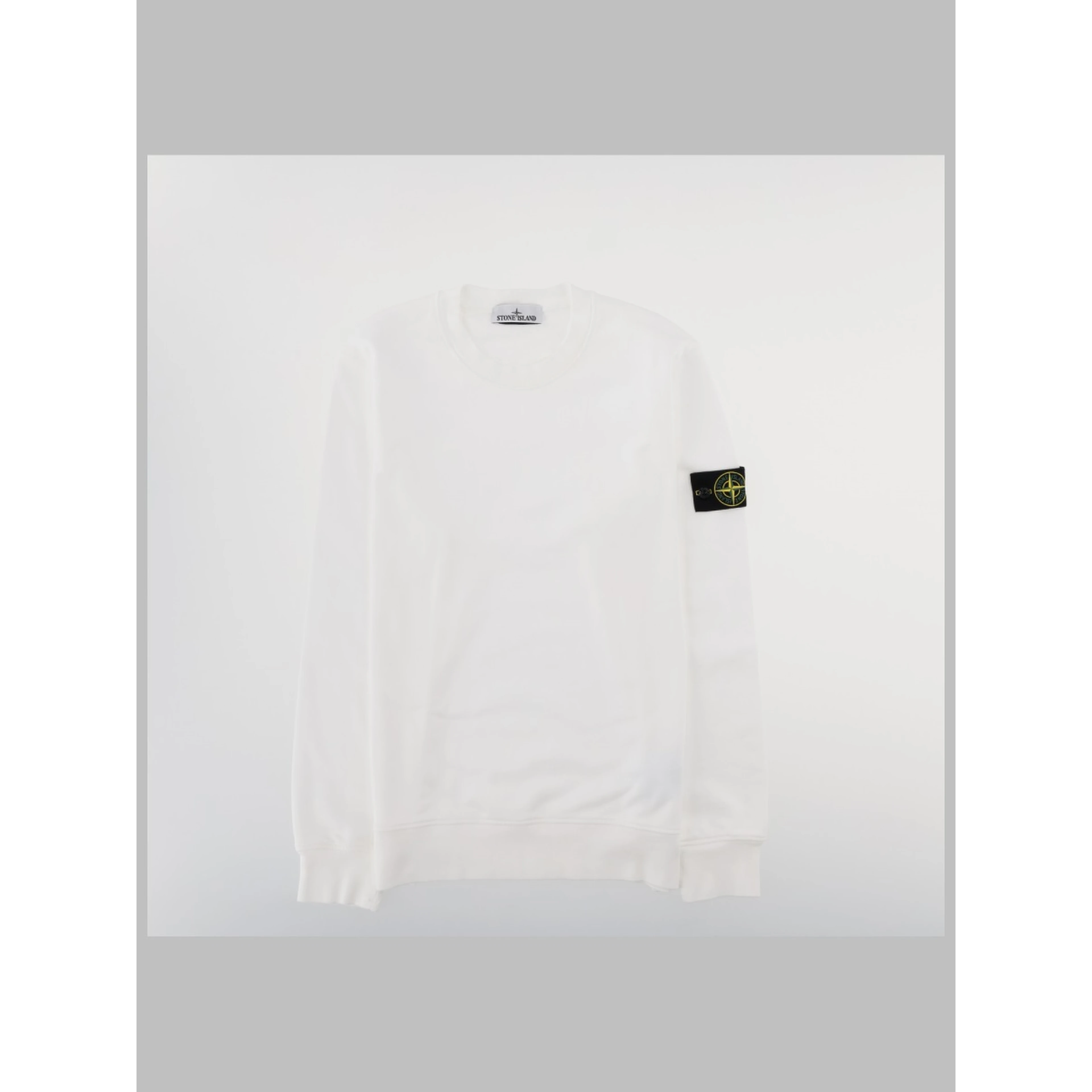 FELPA CON PATCH LOGO