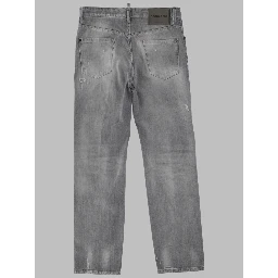JEANS CON PATCH LOGO