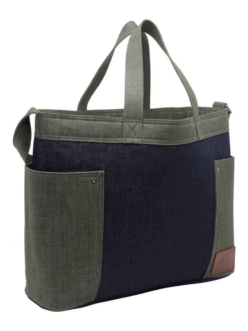 أكياس APC