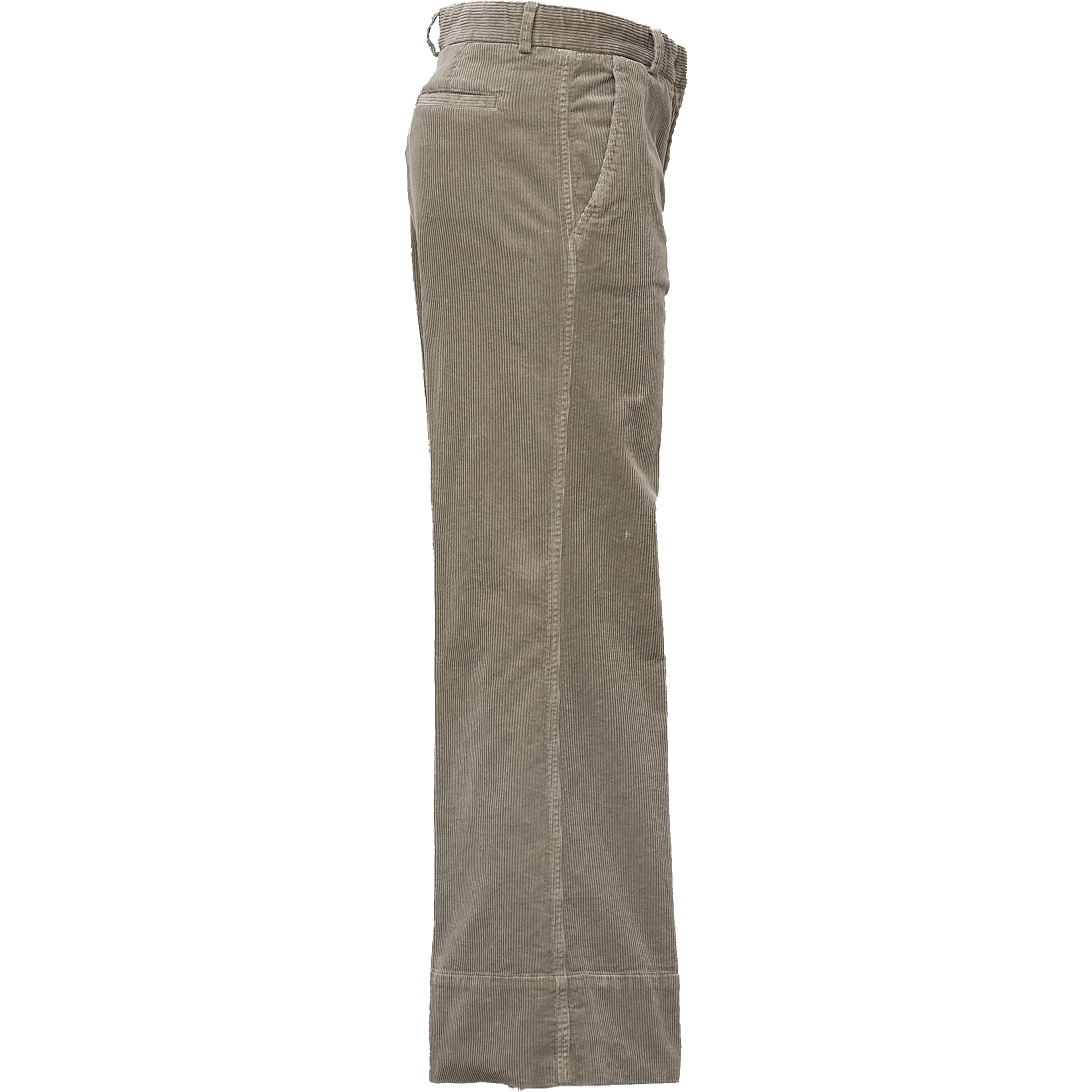 Melody D Pant