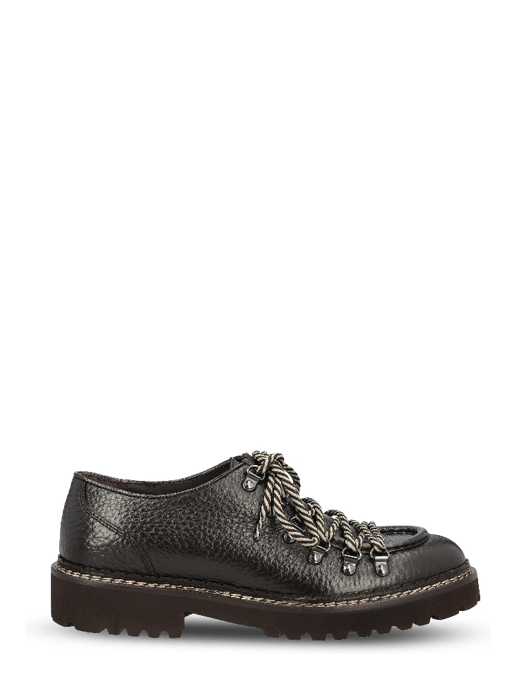 Doucal's Flat shoes