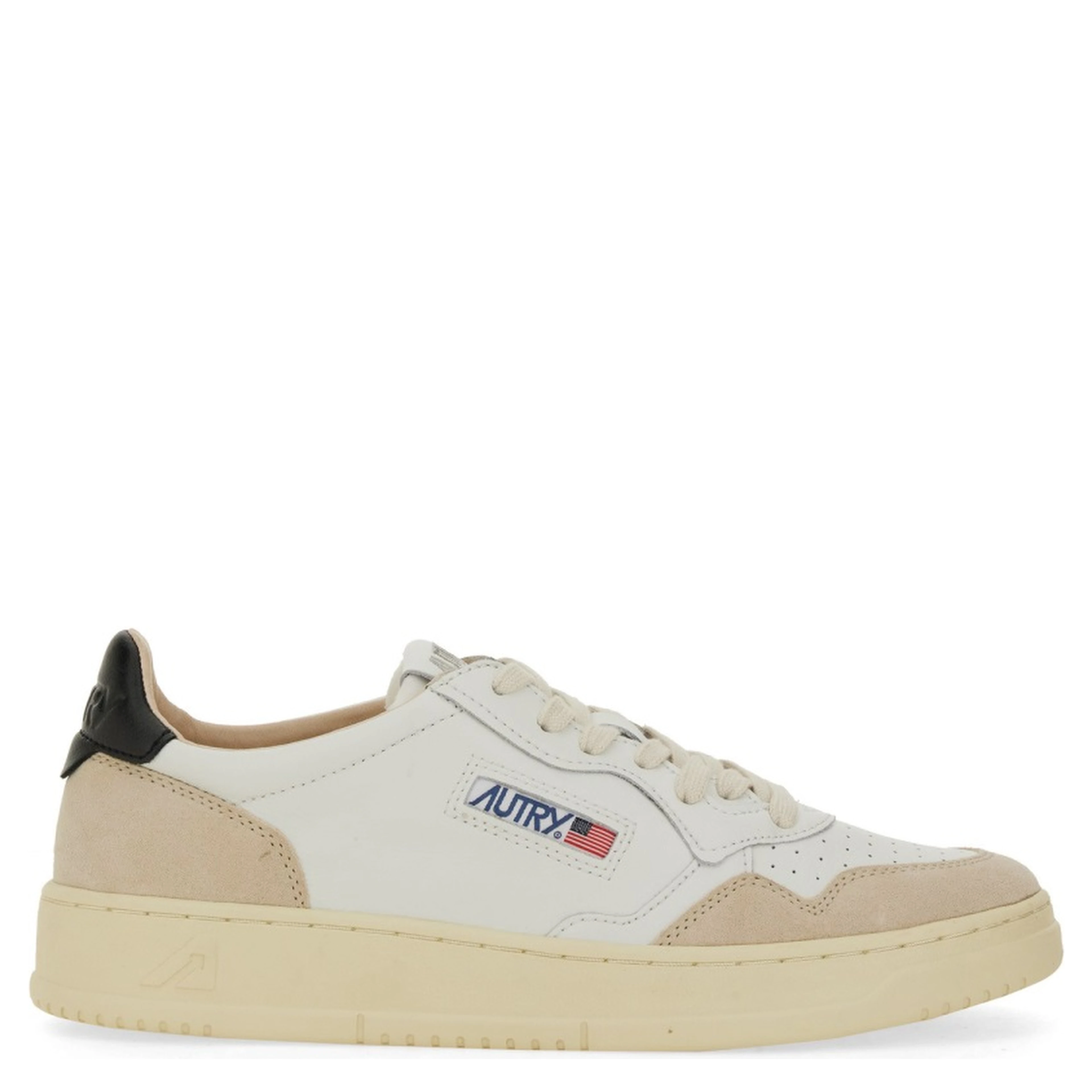 MEDALIST LOW SNEAKER