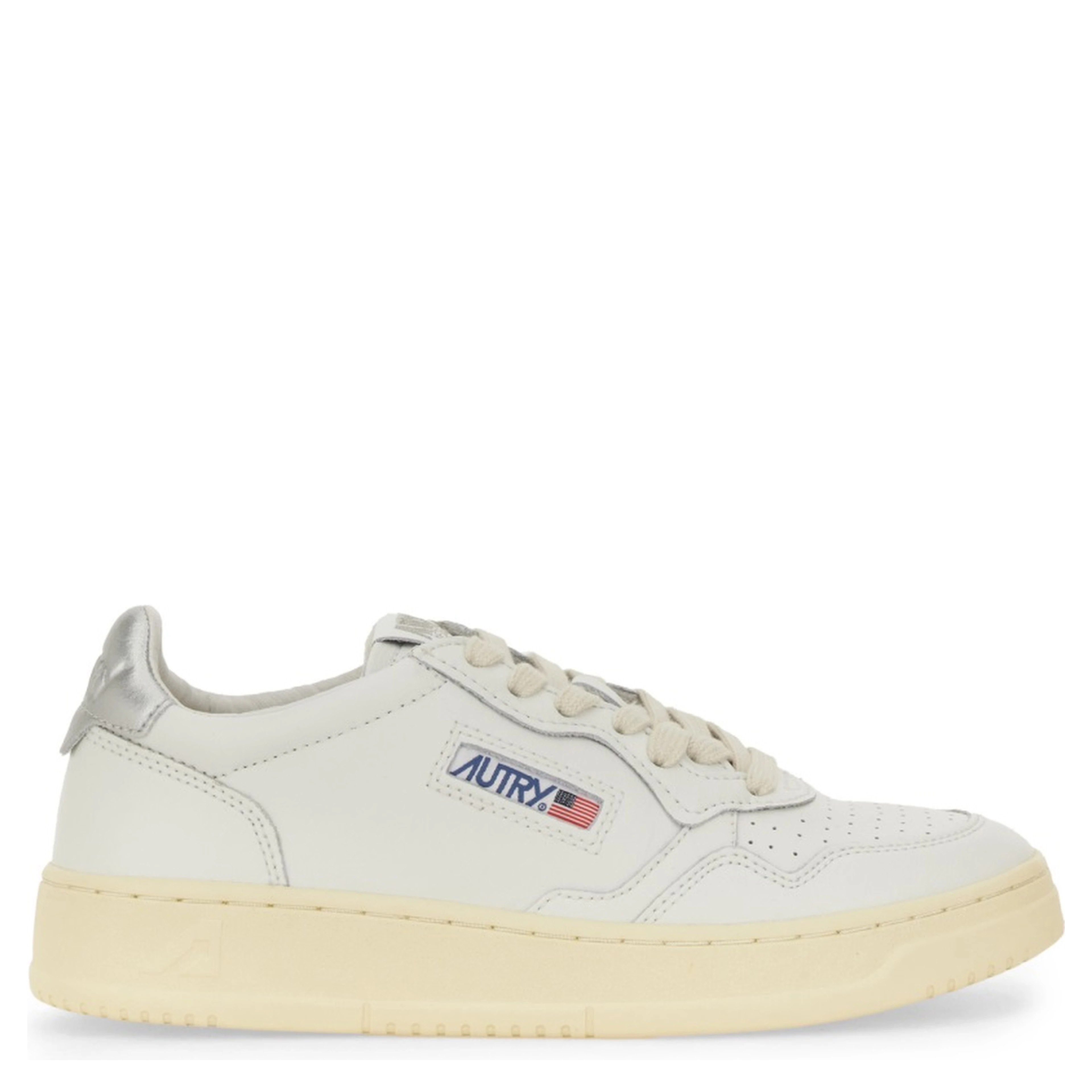 "MEDALIST LOW" SNEAKER