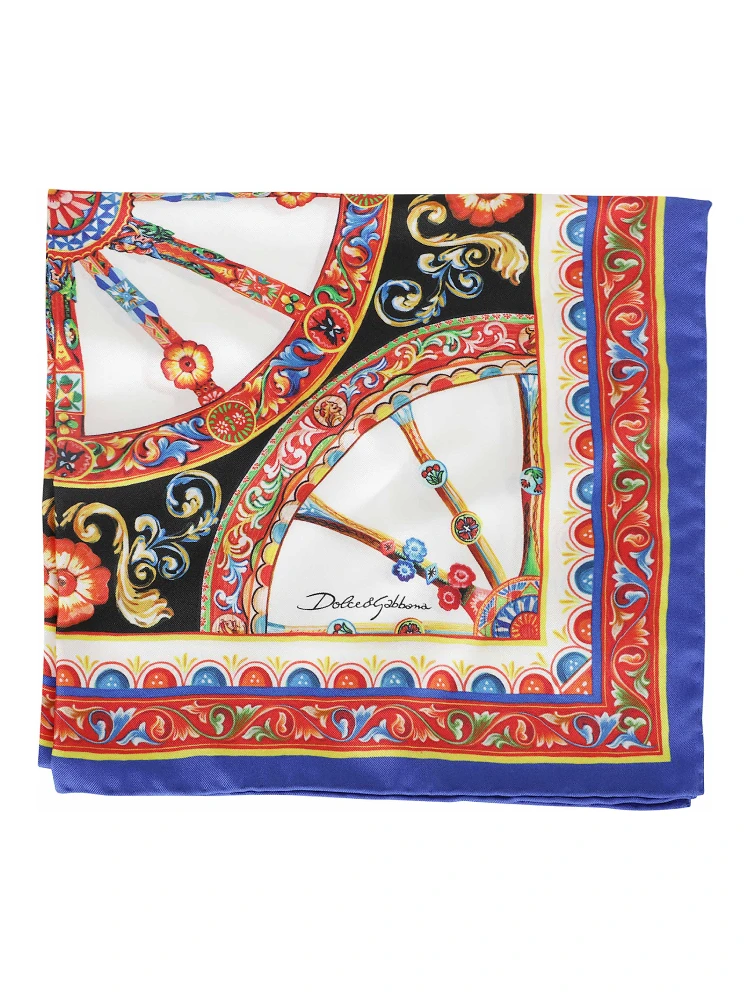 FOULARD