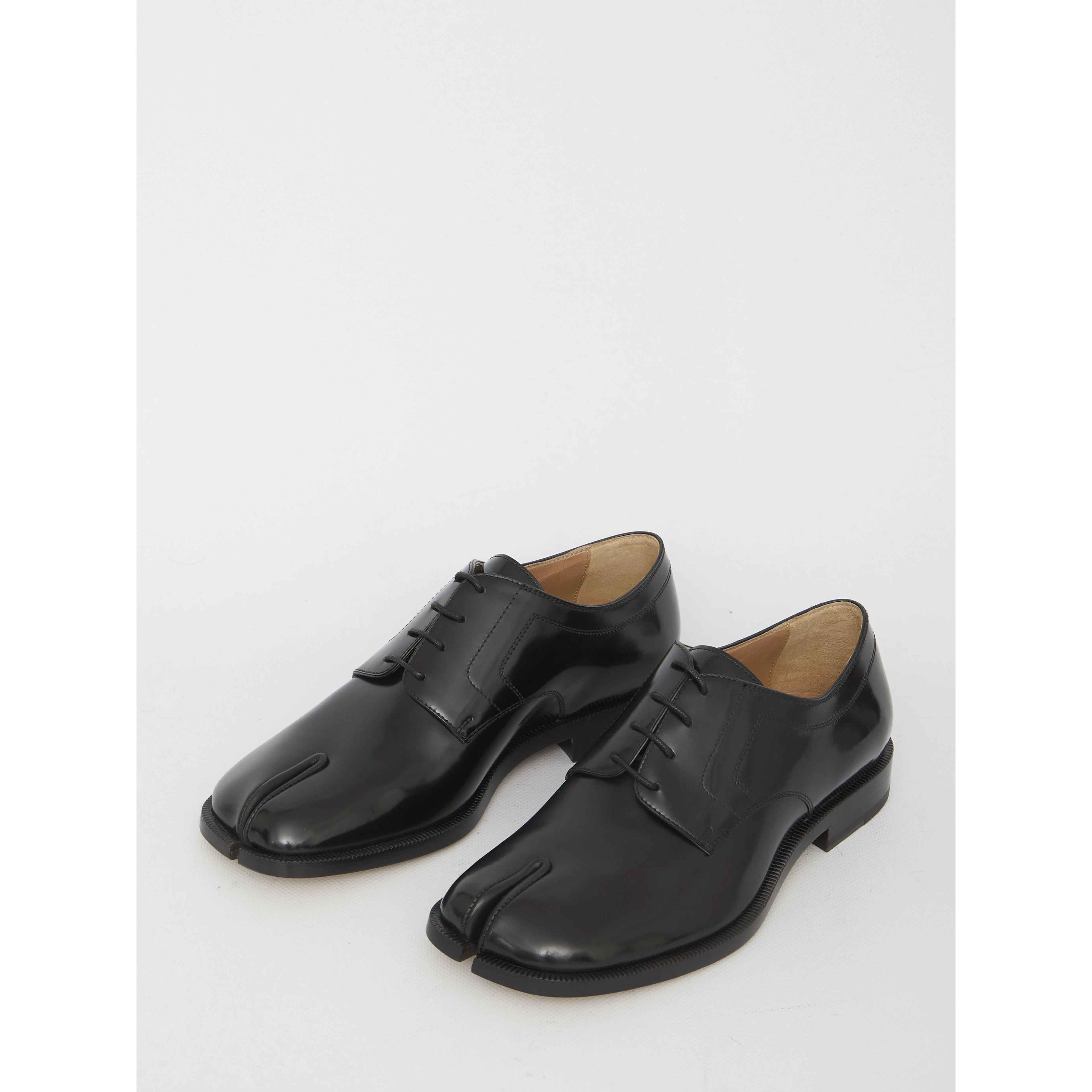 Tabi lace-up shoes