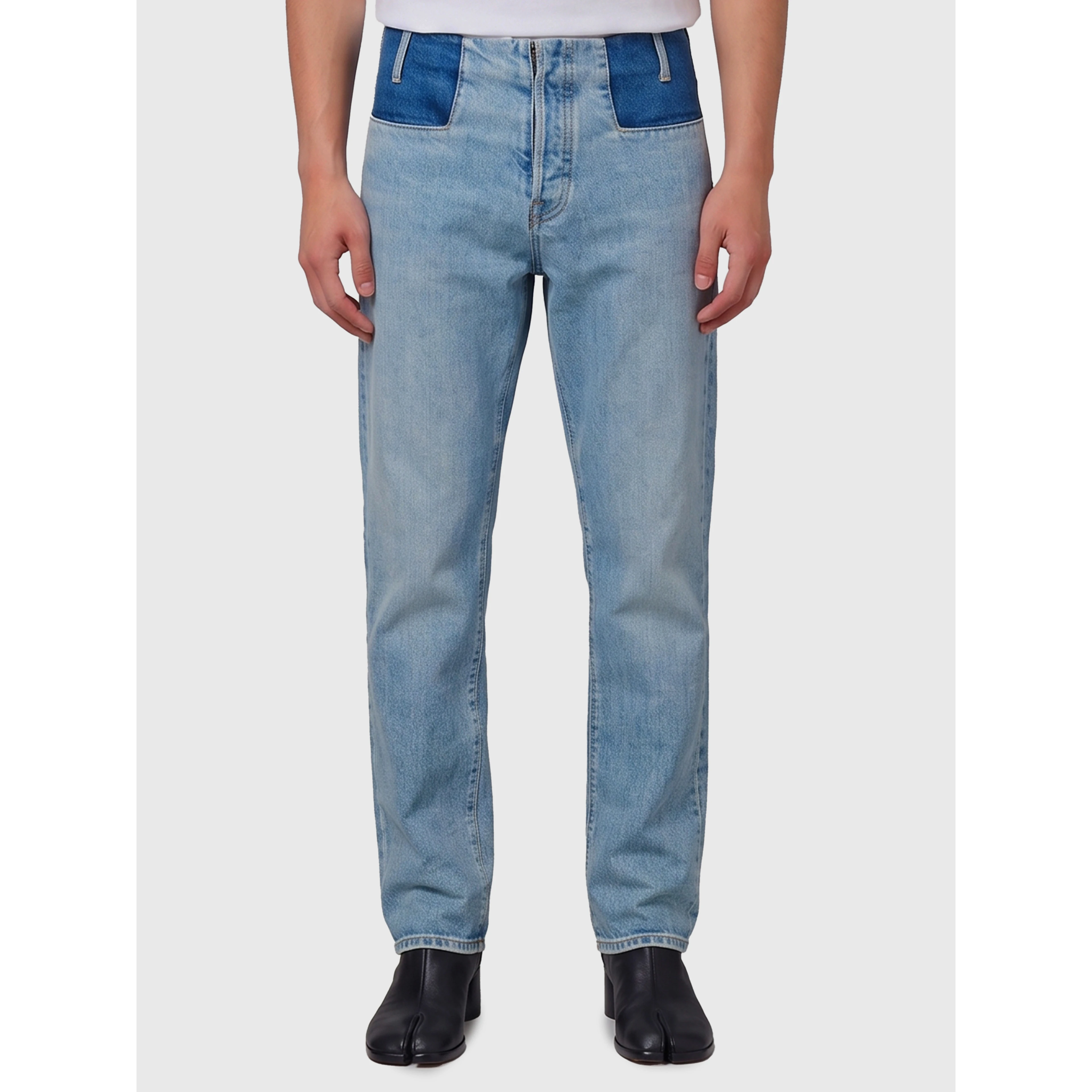 Straight-leg jeans