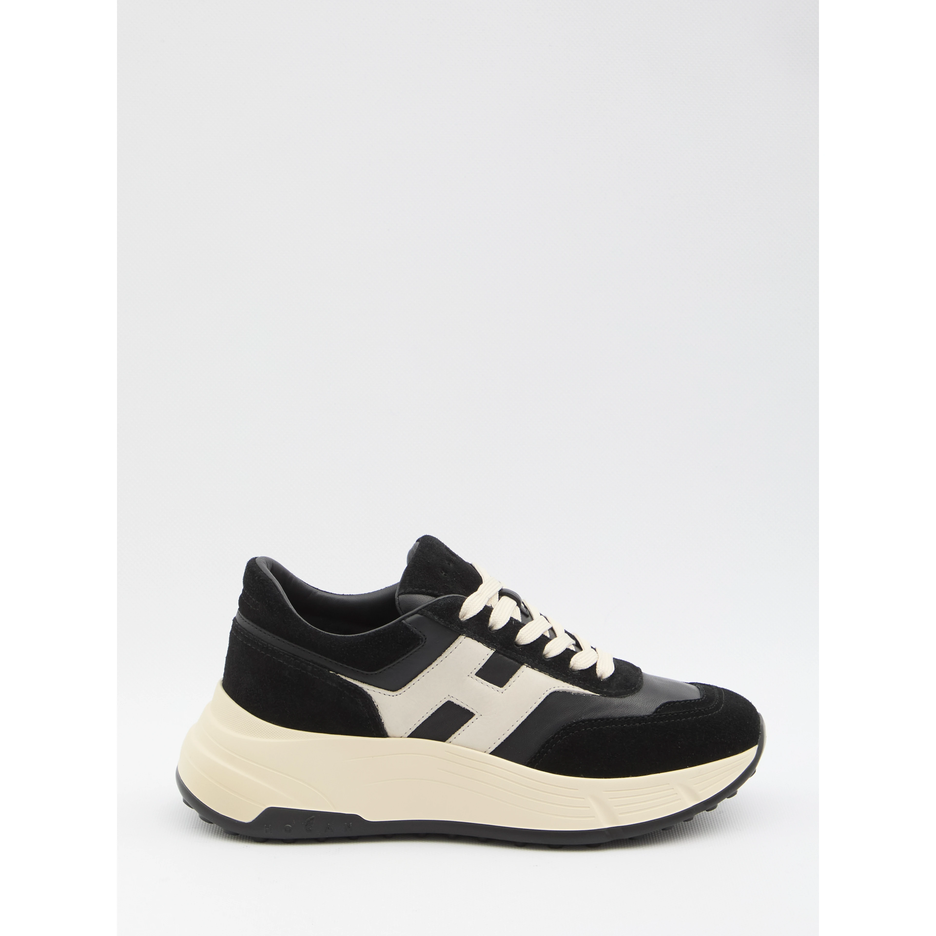 Hi-Fi sneakers