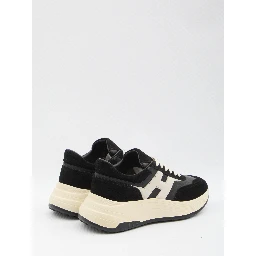 Hi-Fi sneakers