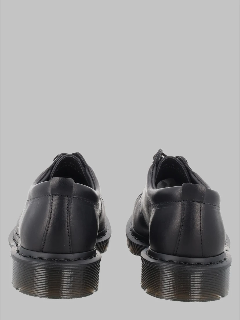STRINGATA "DR MARTENS X MARGARET HOWELL"