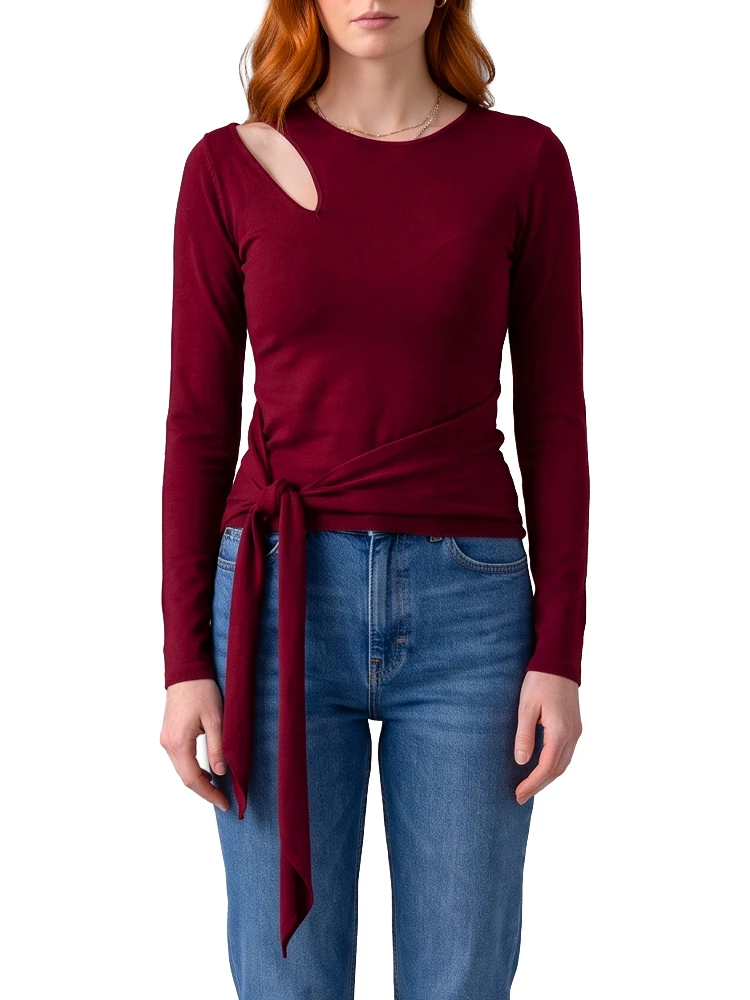 Cut-off top with sash